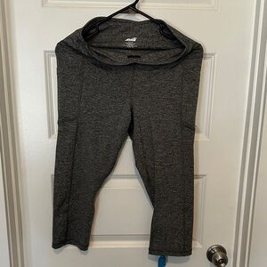 Avia Gray Athletic Capri Leggings